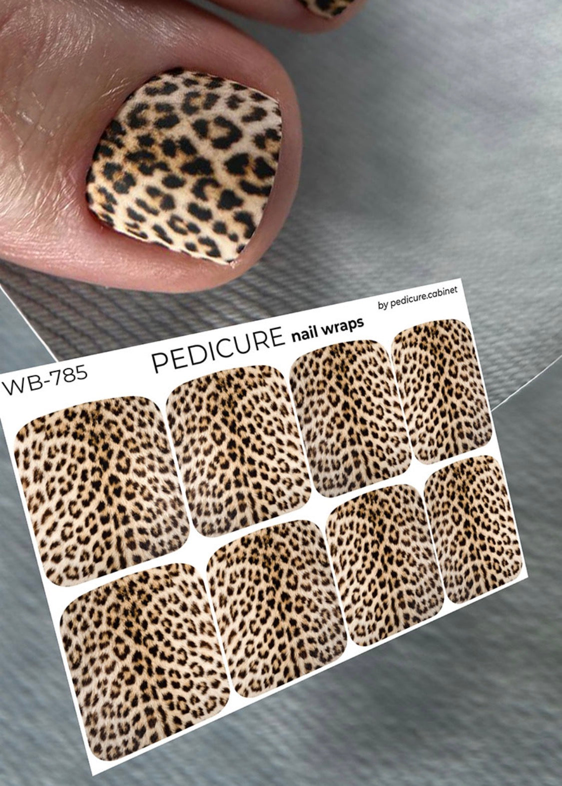 Pedicure Leo realistic. Large. Nail wrap WB-785