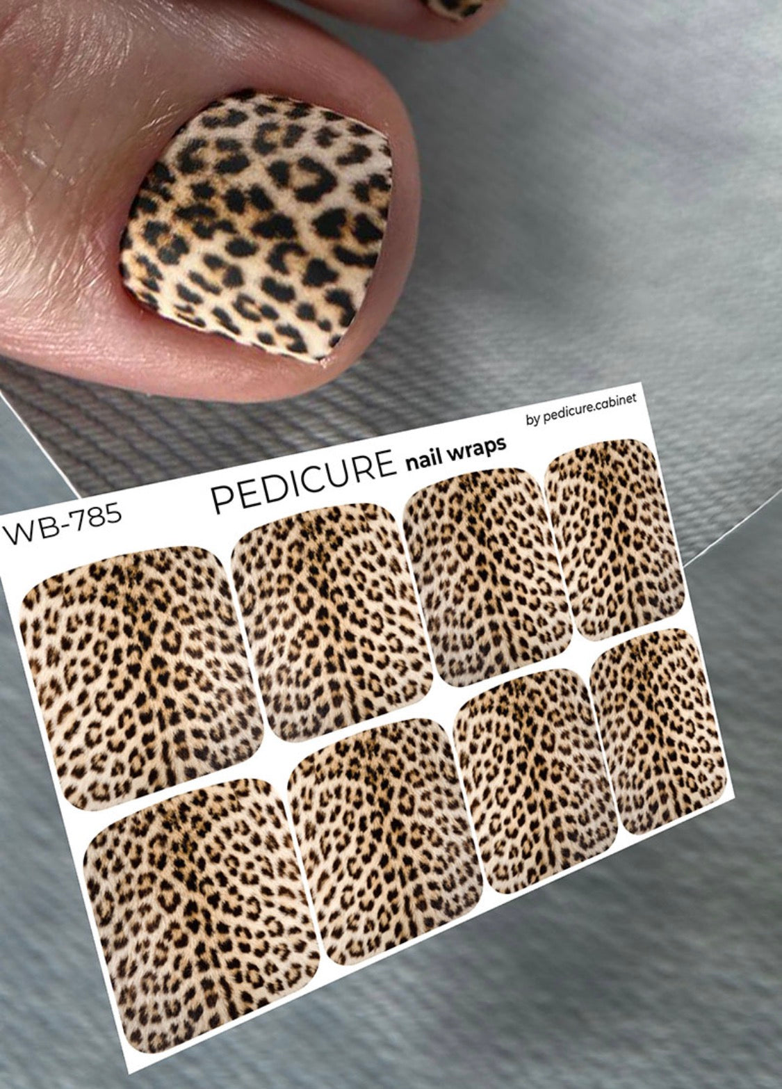 Pedicure Leo realistic. Large. Nail wrap WB-785