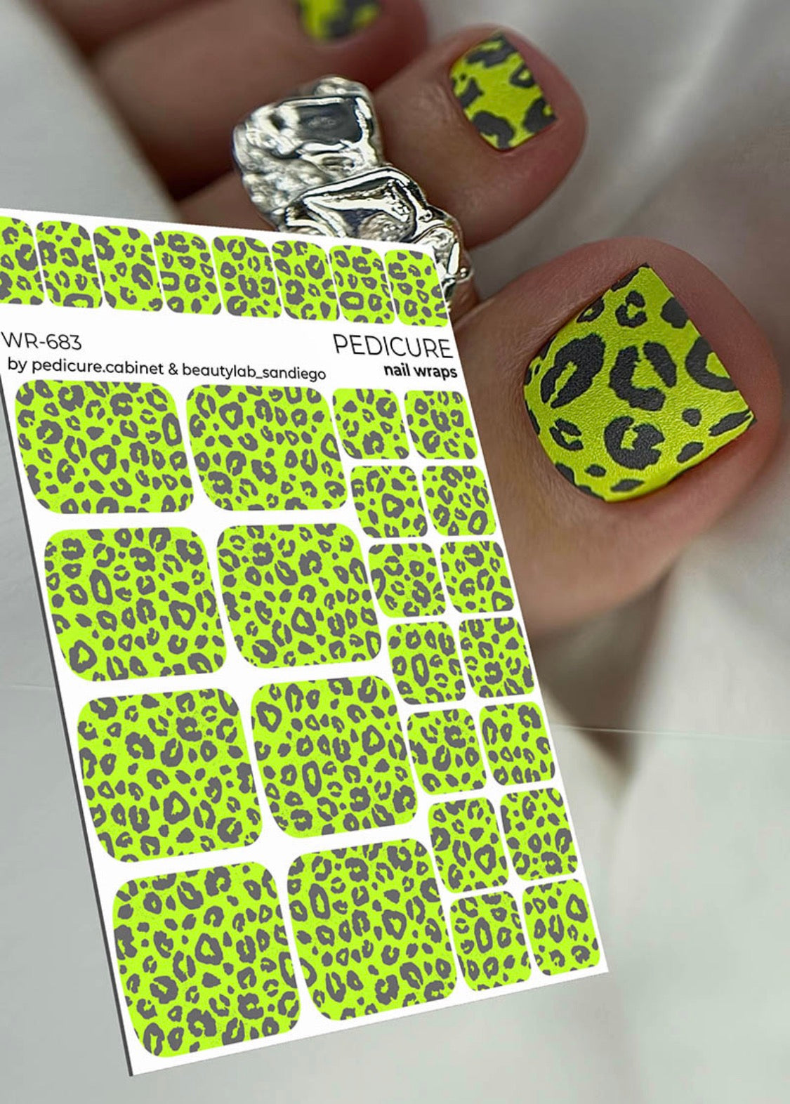 Pedicure Leo. Light Green. Nail wrap WR-683