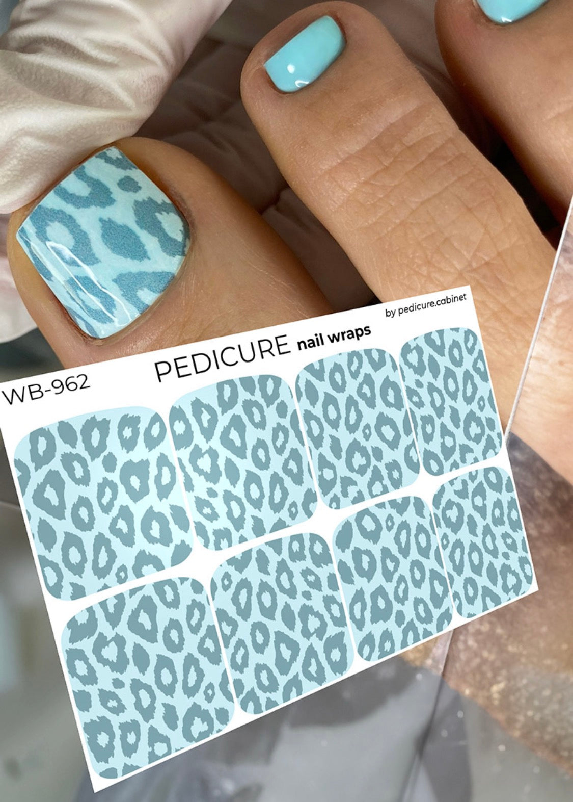 Pedicure Leo monochrome. Blue. Large. Nail wrap WB-962