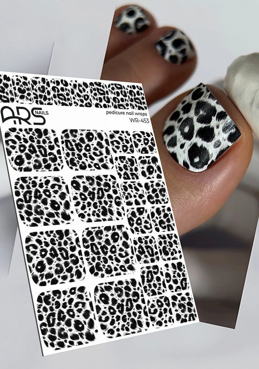 Pedicure Leo. Black and white. Nail wraps WR-453
